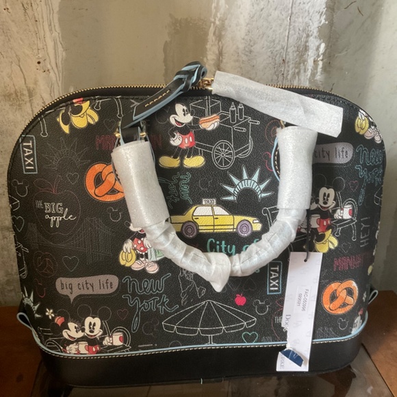 Disney Dooney and bourke satchel - Picture 3 of 7